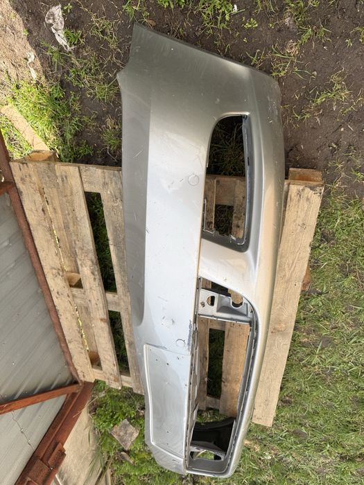 Бампер передний Skoda Octavia A5
