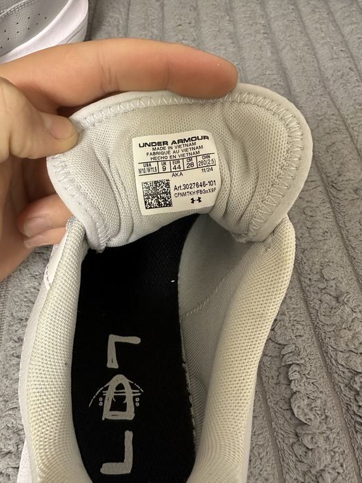 Кроссовки Under Armour 44р.