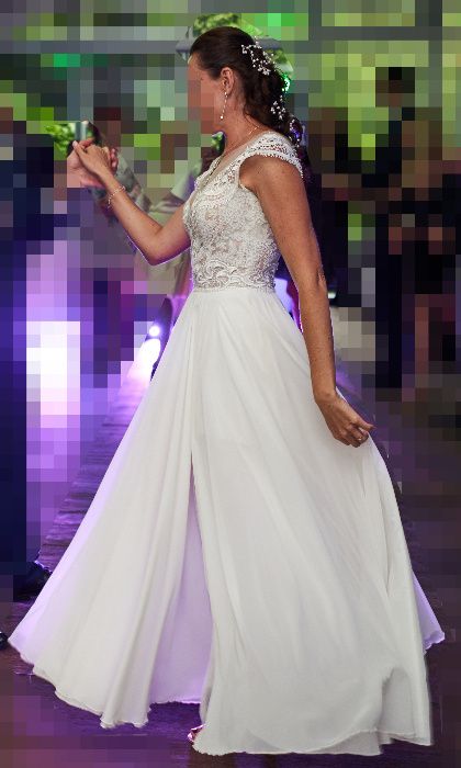 Piękna suknia ślubna