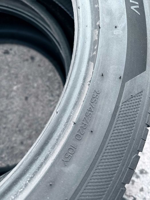 255 45 20 Hankook Evo3 Suv 90% 2024 шини Літо