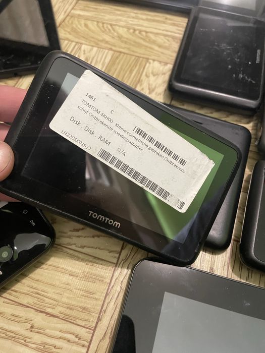 Планшети / навігатори