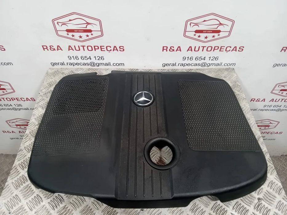 Tampa de Motor Mercedes Original
