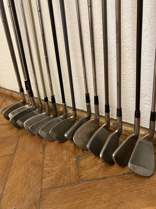 Kije golfowe różnych firm