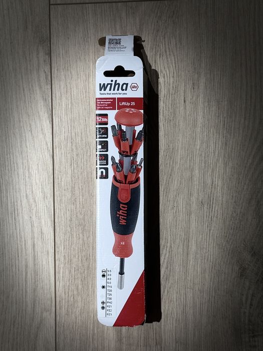 Викрутка з бітами LiftUp 25