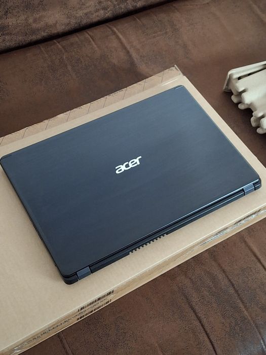 Laptop Acer Aspire A515-52G