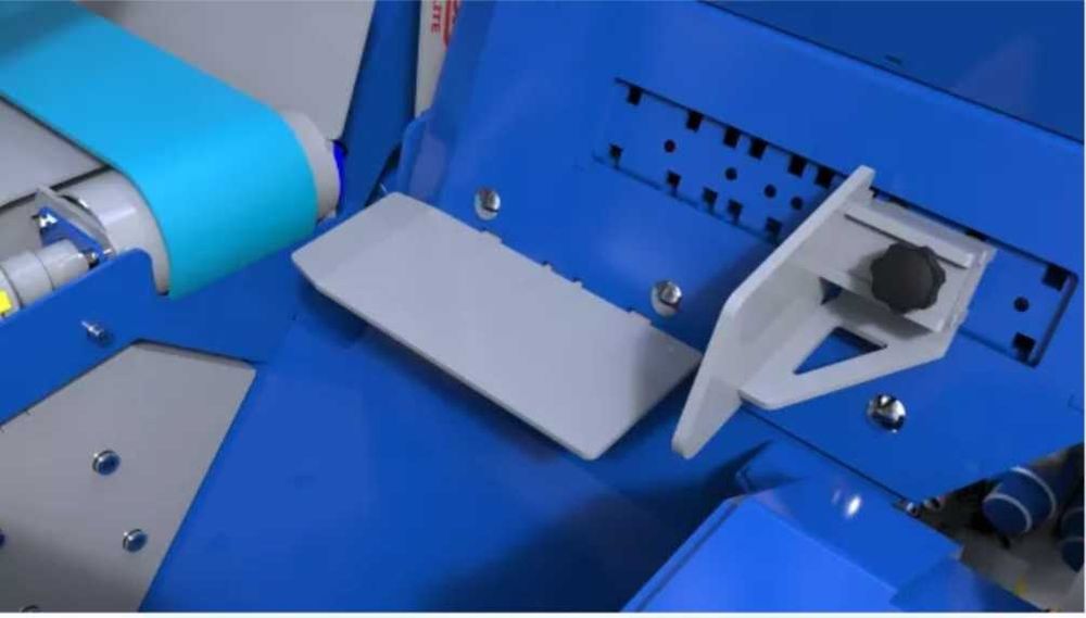 Piło-Łuparka Tajfun RCA 330 Joy opcja Stół podawczy, Odciąg trocin