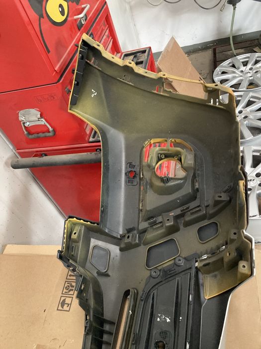 Ford Ranger Wildtrak 2022+ Zderzak Przód Przedni