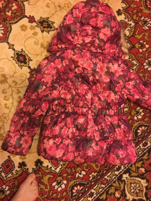 Курточка на дівчинку