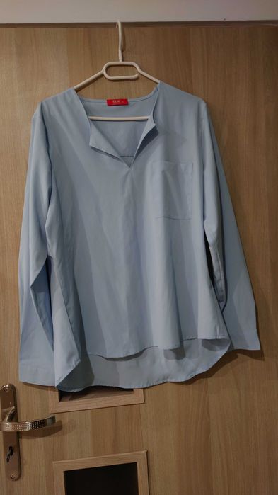 Bluzka
XL / 42 / 14