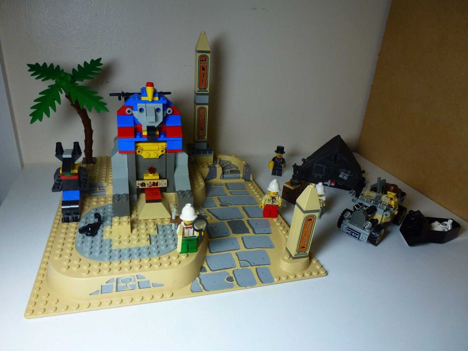 dzis Lego 5978 Adventurers Desert Sfinx Secret Surprise z 1998 roku