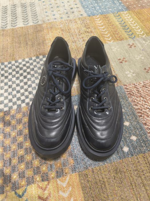 Чудове чоловіче шкіряне взуття.