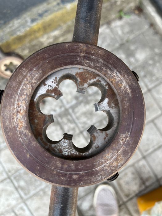 Продам плашки (лєрки) з тримачами нові