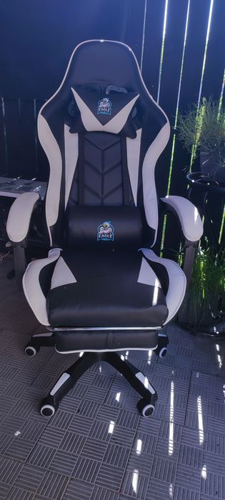 Продам кресло новые упакованные в коробке