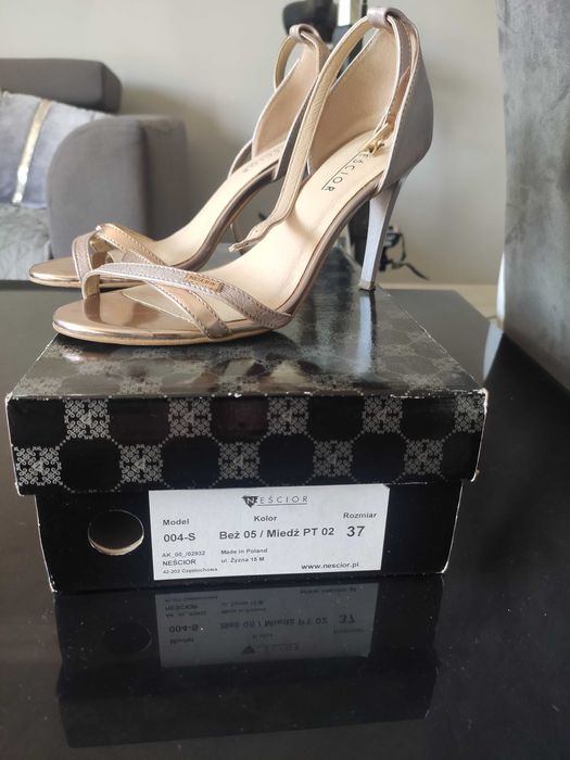 Sandałki Neścior r. 37