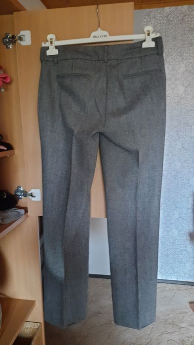 Szare spodnie Top Secret 38