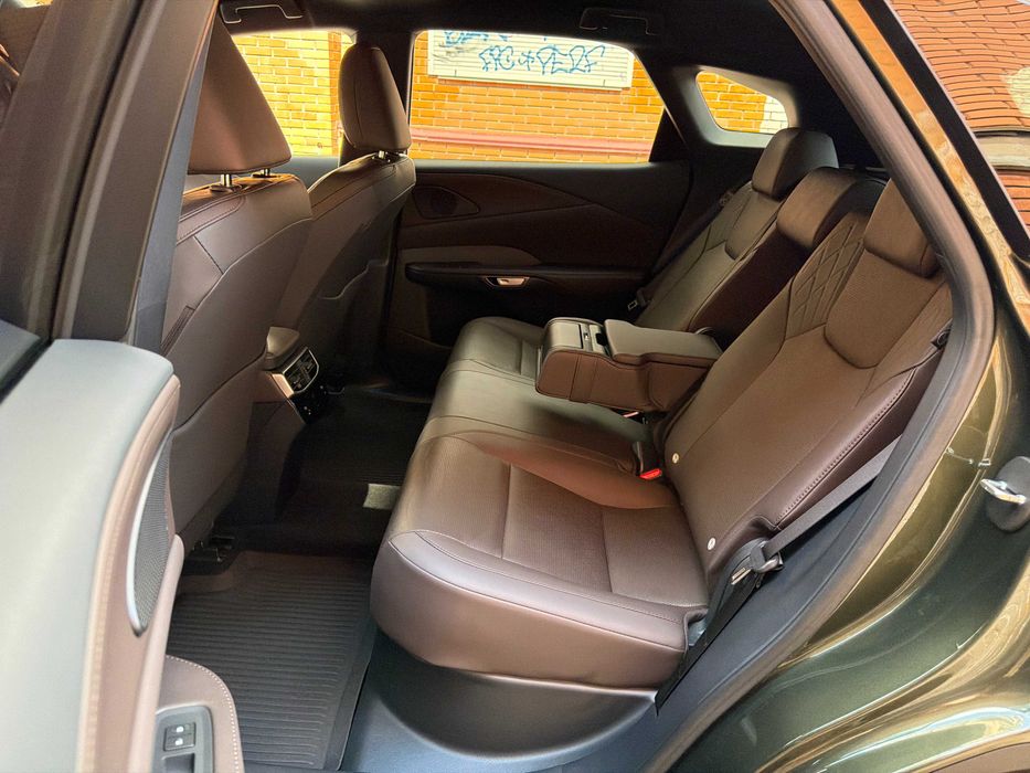 Lexus RX 2025 VIN JTJCHBJA502020626 фото оголошення 16 з 24