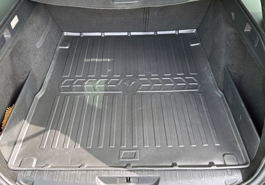 Коврик в багажник НА ВСІ МАРКИ АВТО з високими бортиками 3Д, резинові!