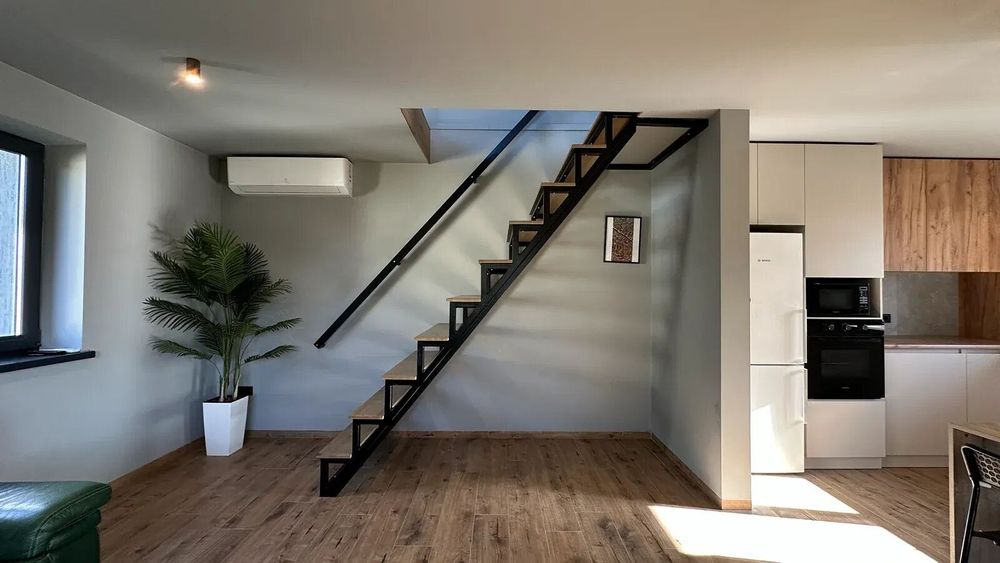 Продаж будинку 104м2 з якісним сучасним ремонтом . с Вовчинець