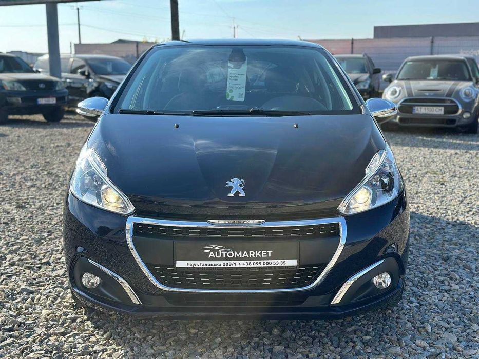 Peugeot 208 2019рік 1.2 Бензин Автомат
