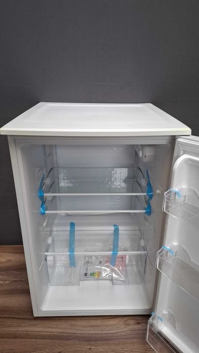 Lodówka Chłodziarka MEDION MD 37243 pojemność netto 123 l