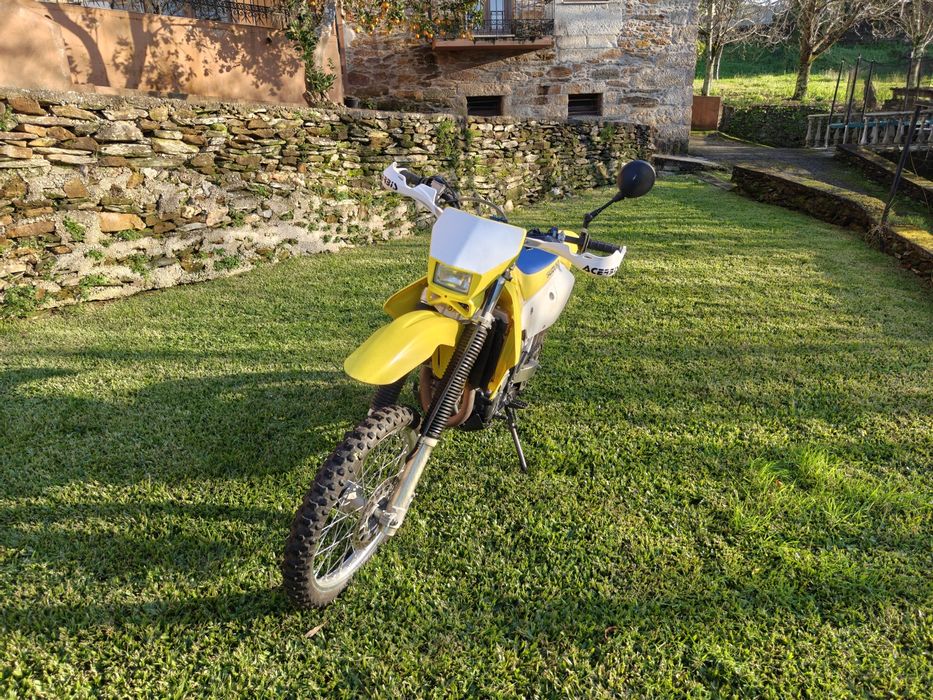 Suzuki DRZ 400 E