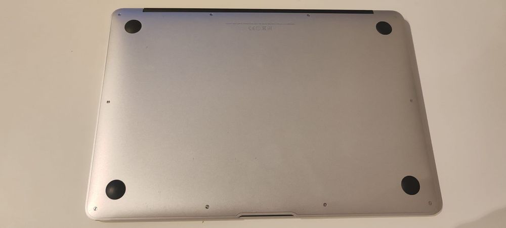 MacBook Air 13 polegadas início 2015 - 8GB DDR3 / 128GB