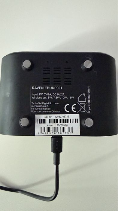 Bezprzewodowa ładowarka  z funkcją budzika – model Raven EBUDP001 /