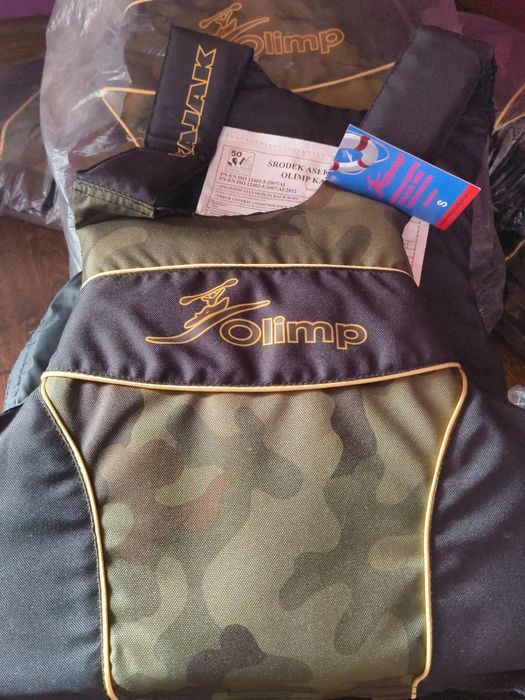 Kamizelki po jednym sezonie  XS ,S,M L ,XL ,XXL