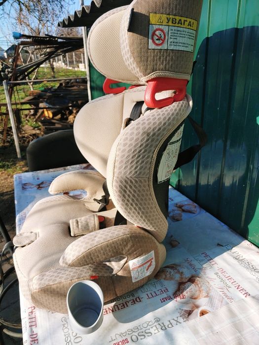 Продам автокрісло