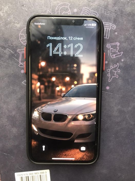 Продам iPhone 10 xs