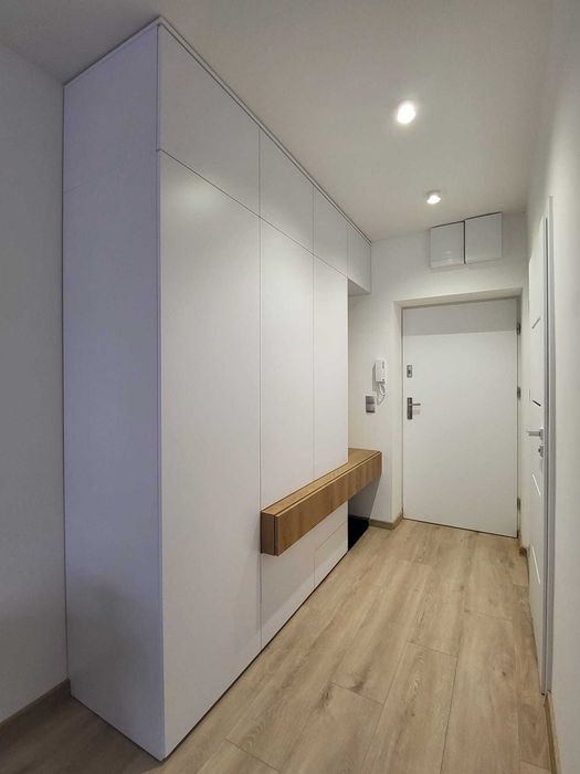 Komfortowa, duża, jasna kawalerka idealna dla singla - świetny standard wykończenia - centrum, Bielsko-Biała.