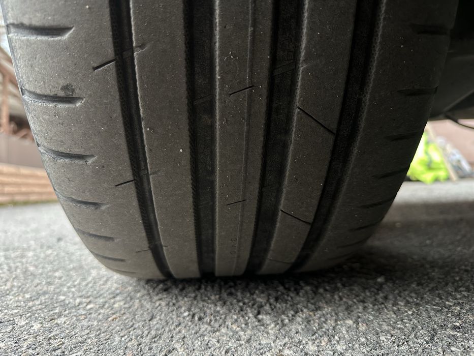 Черная BMW E39 ГАЗ Бензин