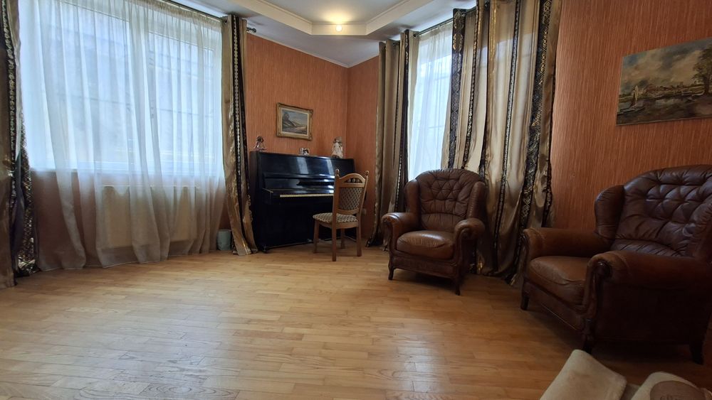 Продаж будинок 300м², ділянка 7сот. КАСКАД Арсен Епіцентр Школа. Бізнес Хостел Готель СТО