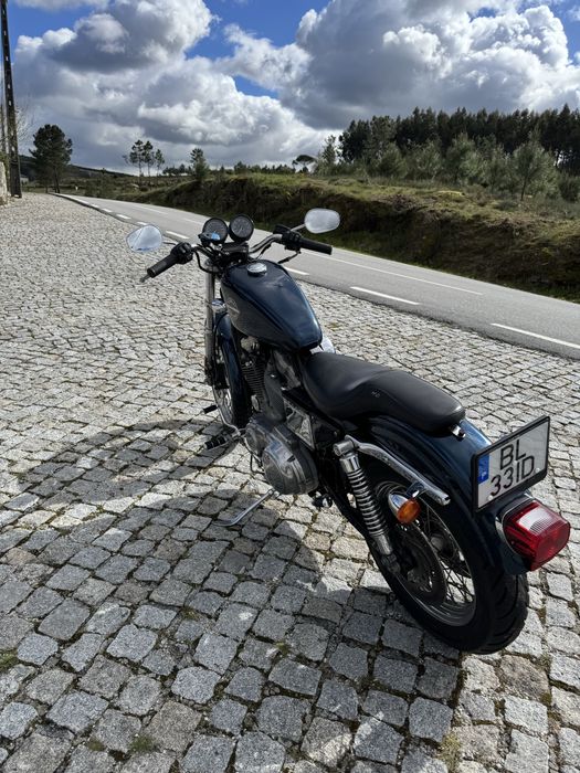 Harley davidson sportster 883