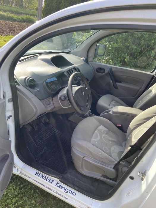 Renault kangoo v-vat