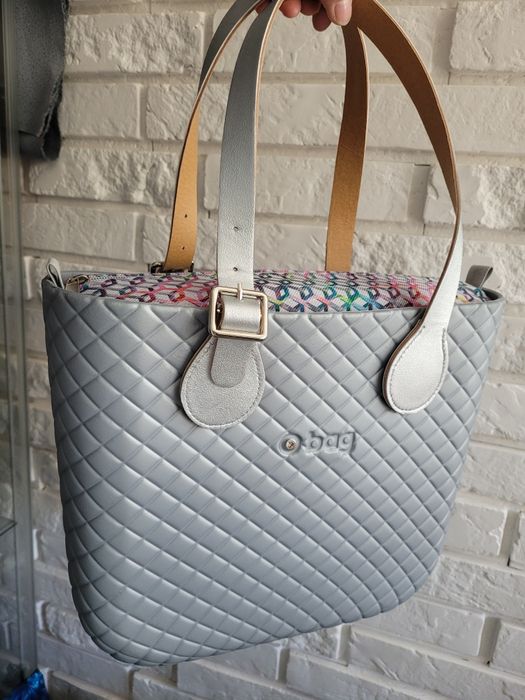 Obag mini Matelasse / pikowany Silver