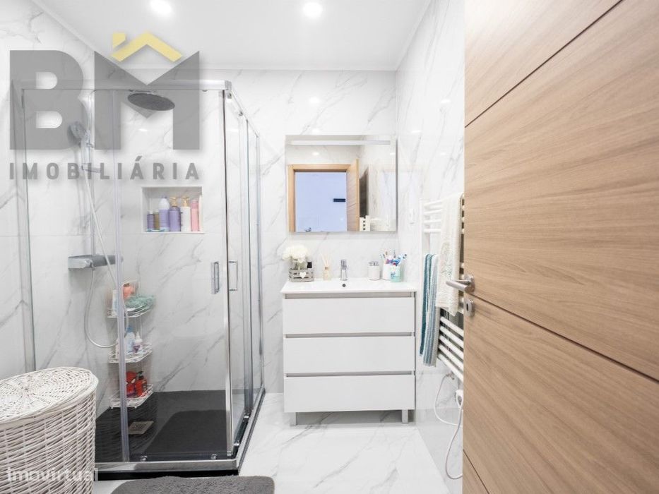 Moradia T4 com jardim em Castelo Branco