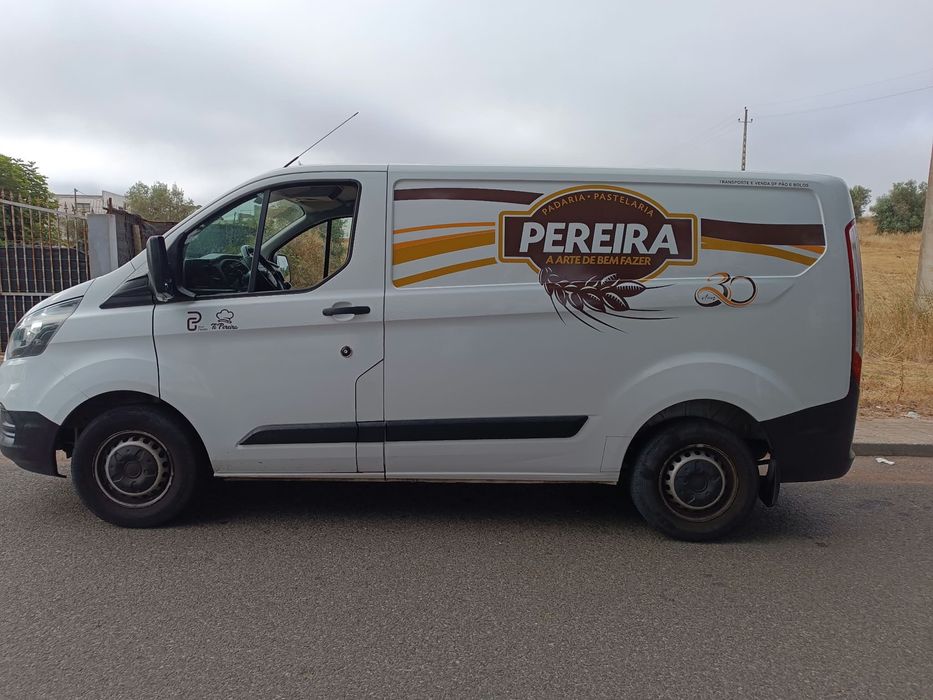 Ford transit custom fibrada