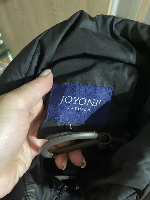 Жилетка, безрукавка чорна