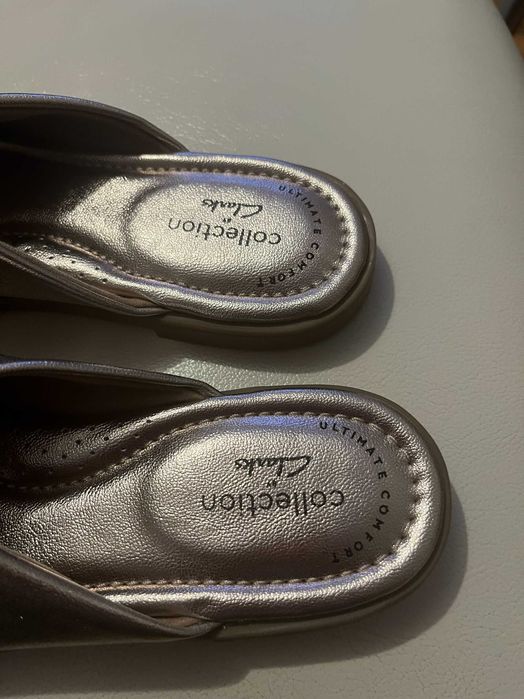 Clarks złote klapki r 37