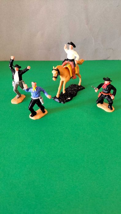 TIMPO TOYS England 70s - Conjunto Cowboys - compatível com Elastolin e Plasty Swoppet. Portes inclusos.