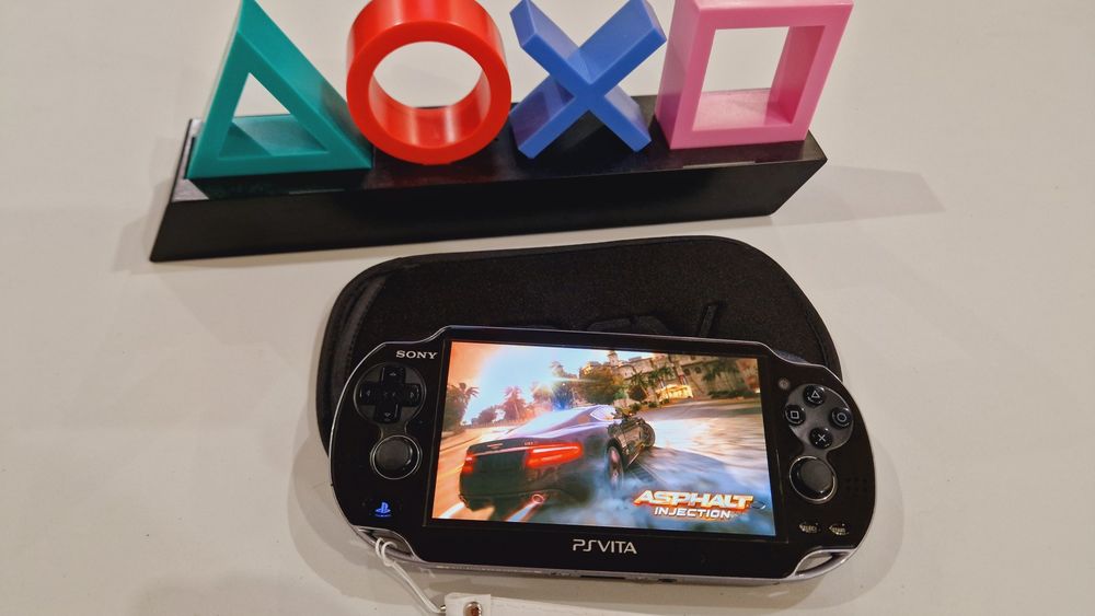 Sony Ps Vita Fat 64гиг чехол, 66игр!