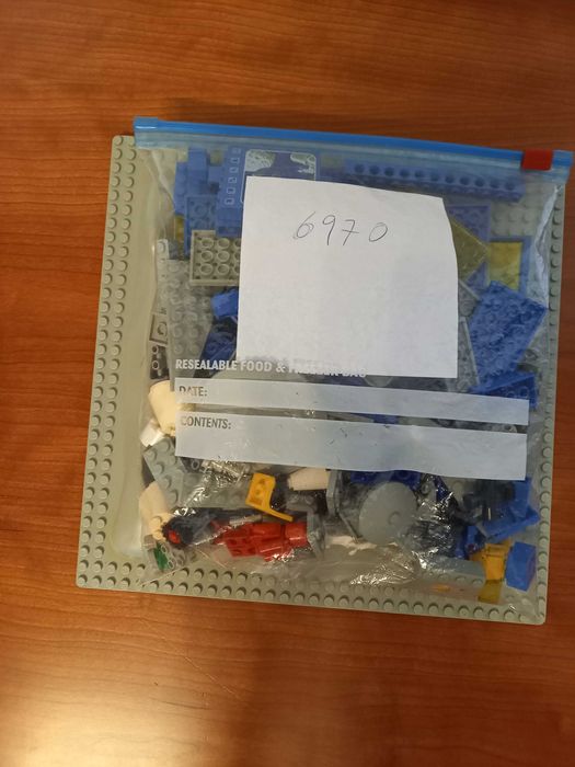 Lego 6970 Beta-1 Command Base