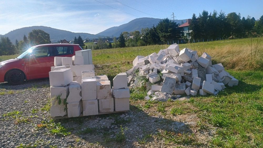 Oddam gruz, resztki bloczków
