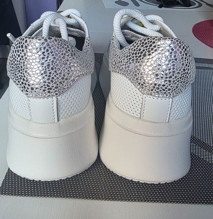 Sprzedam buty FILIPO