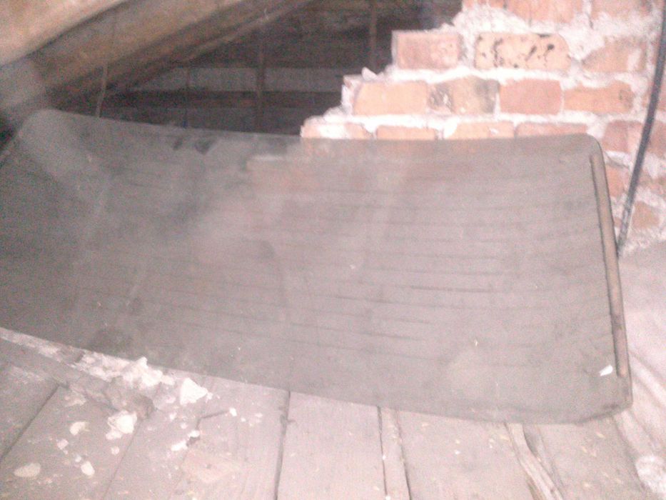 ваз 2105 залишки розпродаж заднє скло, капот, пічка, моторчик