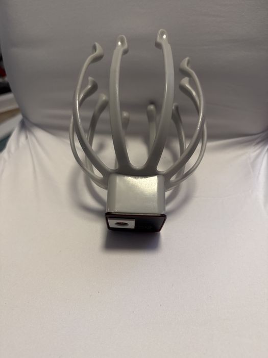 Elektryczny masażer do głowy