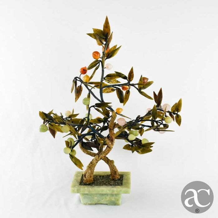 Árvore bonsai, China, feito em pedra, quartzo e jade n3