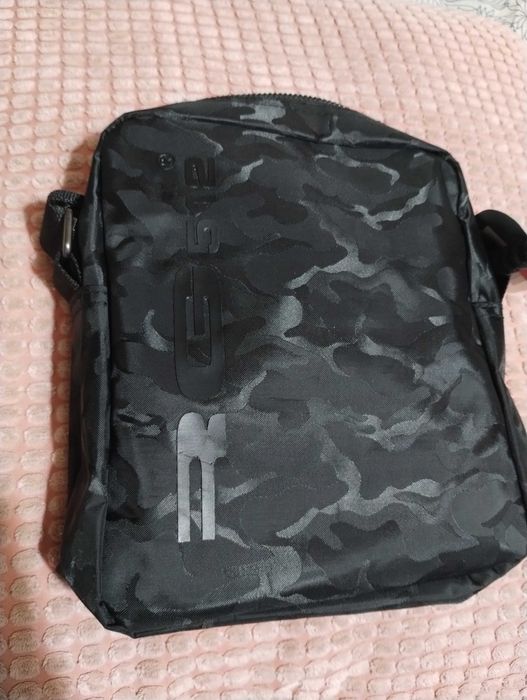 Nowa od RG512, saszetka piękna