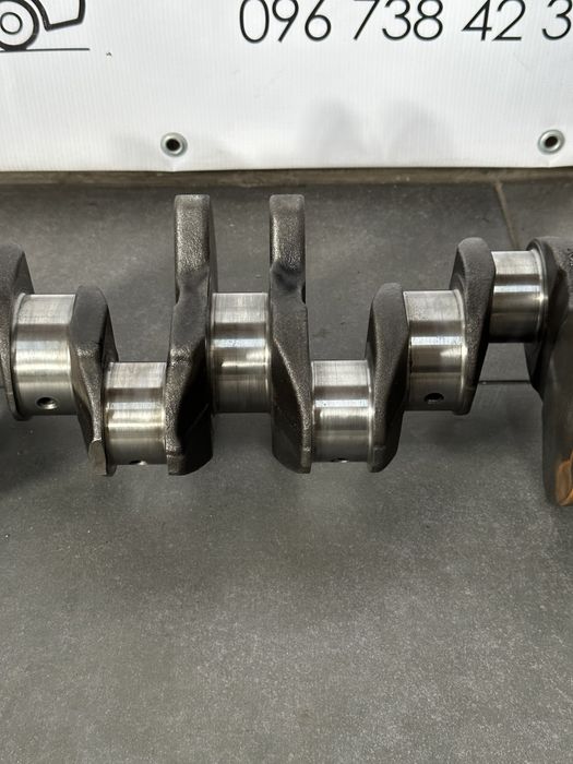 Колінвал Pajero,L200,Galloper,H200,H1 2.5 TD 4D56 1992-2006 р.